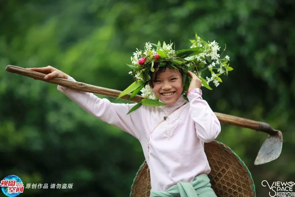 岩洞女孩成为最美中学生,自述催人泪下