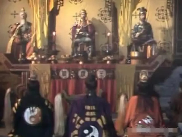 86版《西游记》中"圣水"是什么做的?演员现场直犯膈应!