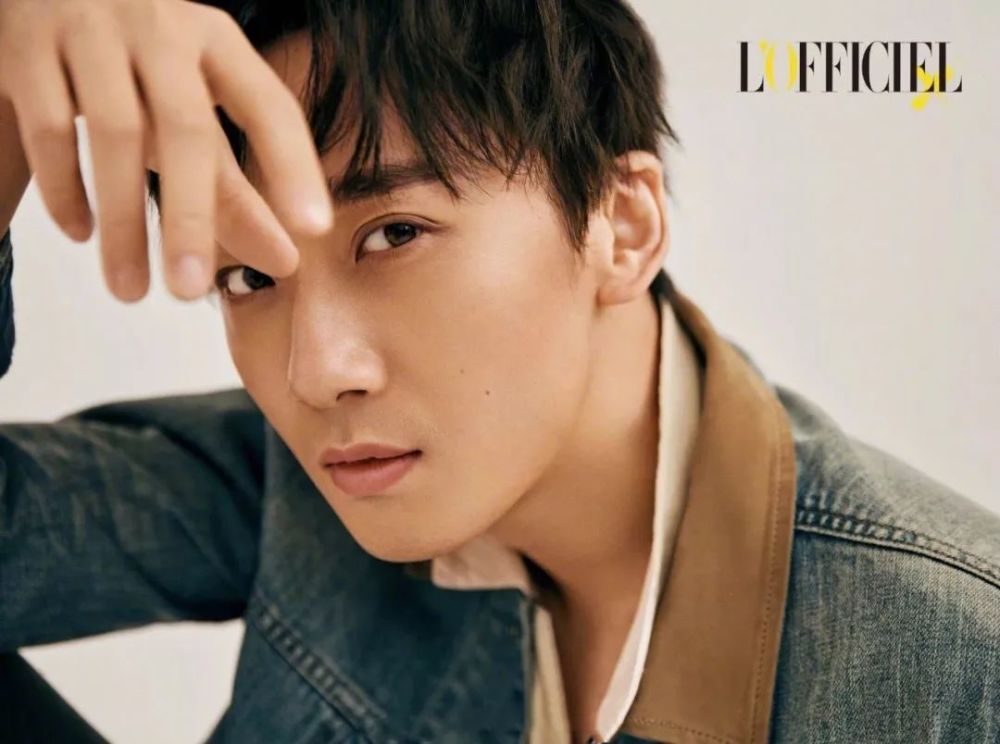 新面孔model〕李博文出境《时装lofficiel 》新刊