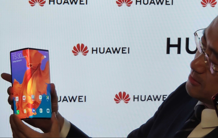 联想董事长:现在的折叠屏手机,都没有超过联想