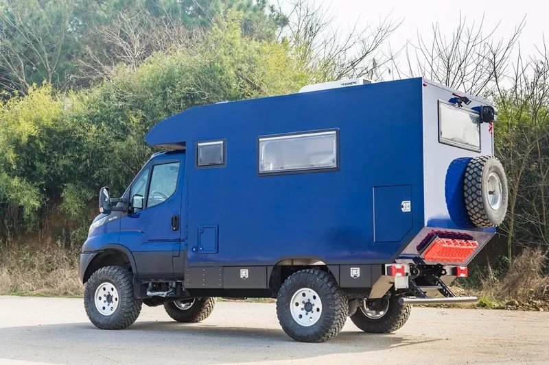 国六,自动波,进口依维柯4x4房车,98万全国首发预售