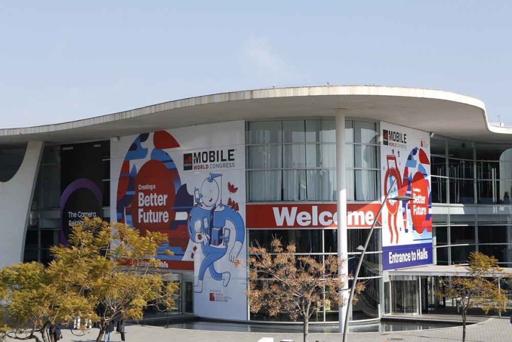 努比亚腕机依然是智能手表,5G版的努比亚min