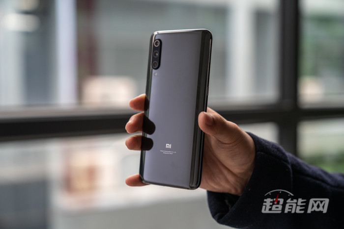 小米9尊享版\/SE今日开卖,雷军坦承供货不足:你