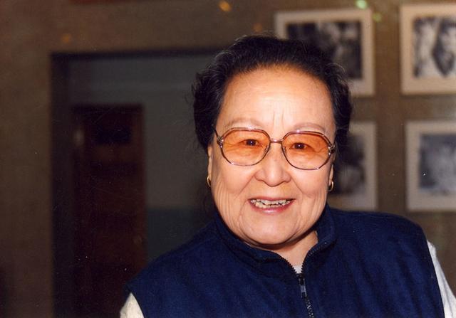 北影厂好演员一生演配角却成大明星 丈夫是导演 95岁去世