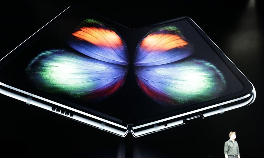 从17000到1498,国产折叠屏手机售价差距竟然