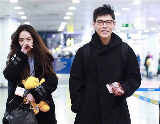 向太官宣儿子恋情后再度发声:希望向佐和郭碧