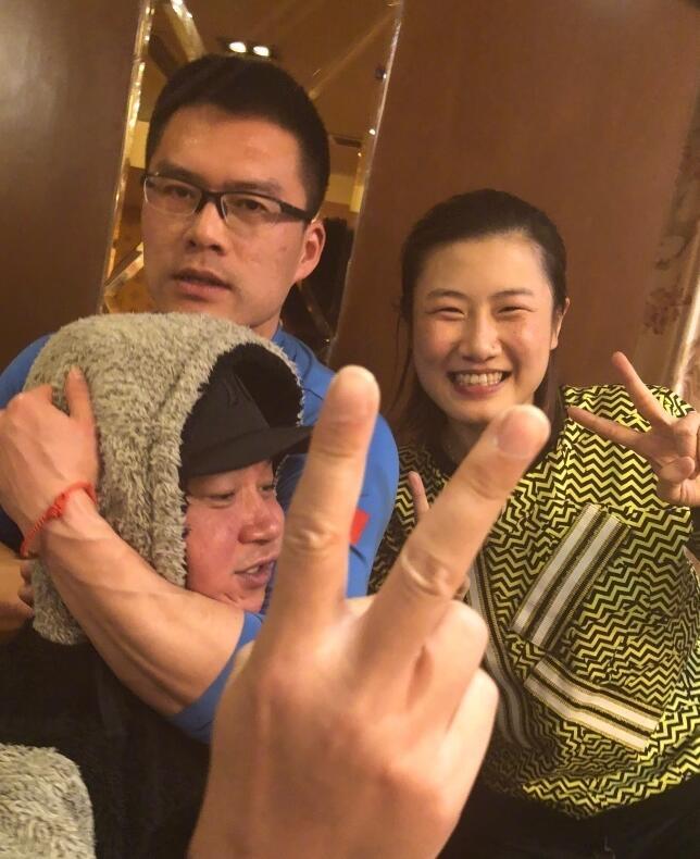 潘粤明与好友丁宁