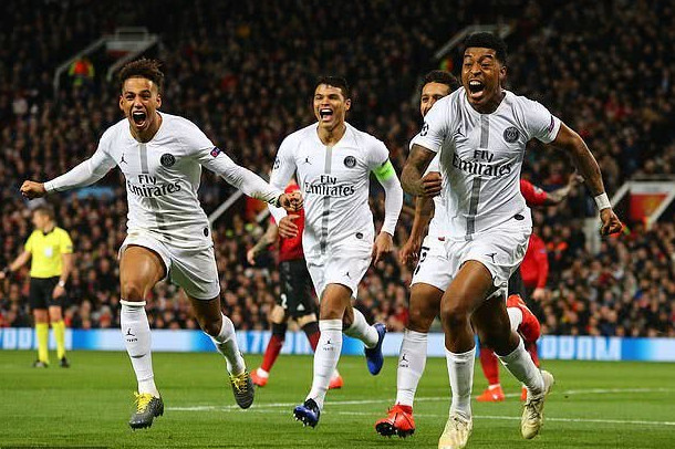 内马尔:我的偶像是罗比尼奥 在家很少看足球更