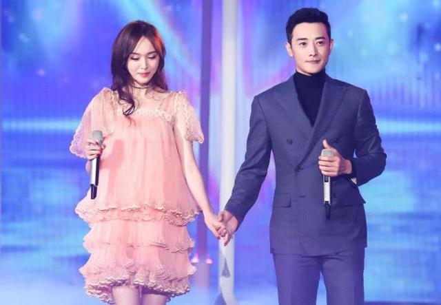 唐嫣|36岁的唐嫣产后首次露面并宣布正式复出！辟谣生双胞胎，而是女儿