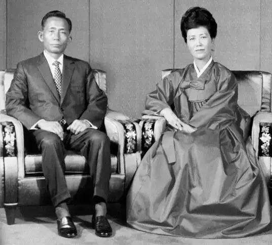 朴正熙是怎么死的？真正目的被揭开，真相让人不敢相信