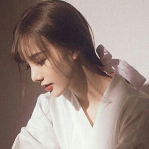 为,自己觉得非常帅,可是老师会觉得你很幼稚!