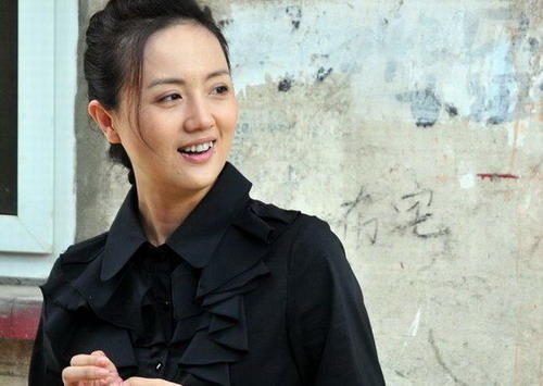 她就是朱媛媛,其实她拍了很多的电视剧,比如《小别离》《浪漫的事》和