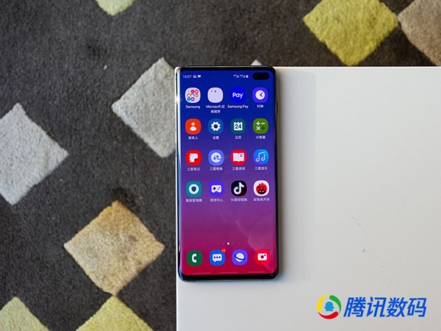 三星S10+评测:诚意满满的升级 拍照续航提升大