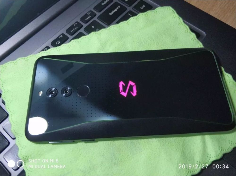 黑鲨游戏手机Helo评测