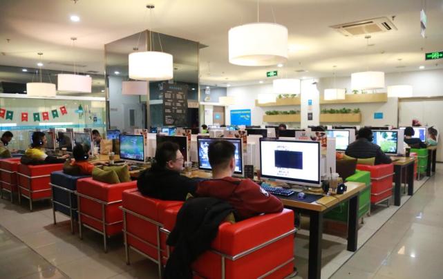 中国网吧进化论!24年变迁从黑网吧到网咖 电