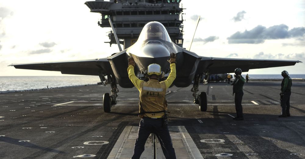 美国最昂贵新武器:F35C第五代隐形战斗机入列