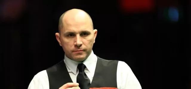 张永被质疑打假球,李·沃克被称进行可疑交易