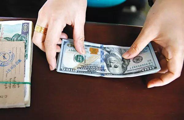 缅甸美元汇率跌至1500以下,国内燃油价格
