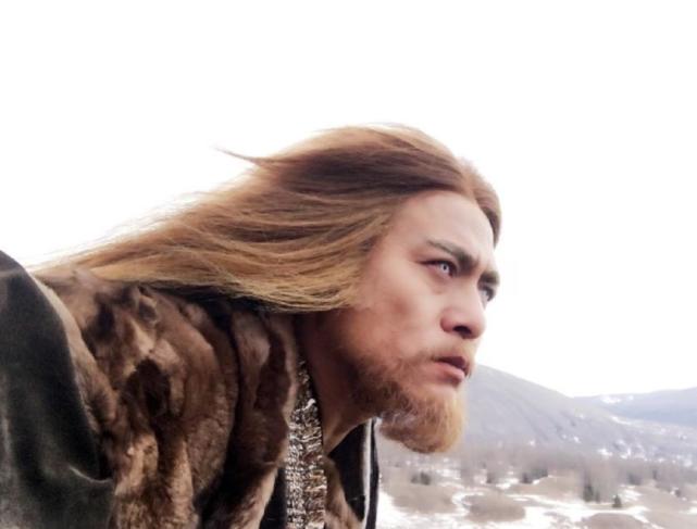 还记得《西游记后传》无天吗?出演新版《倚天》,因表情包再翻红