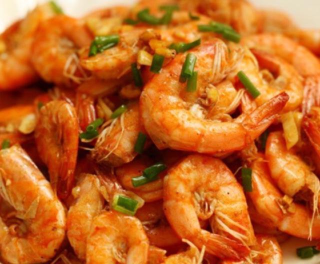 很多老人认为鸡蛋、海鲜是发物,有道理吗?营