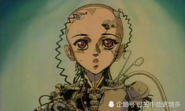 中的阿丽塔是生化人医生依德在废料场上发现的一个具备人脑的改造人