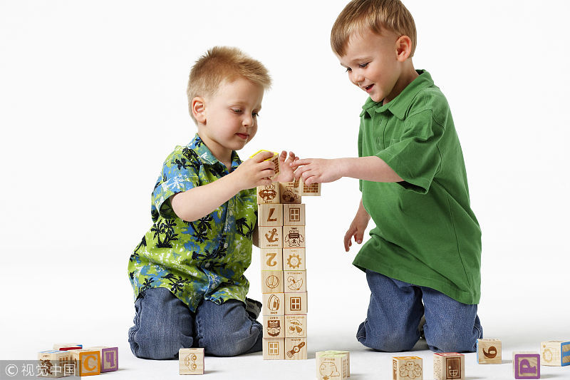 刘姥姥|刘姥姥生生挤进了原本不属于自己的圈子，为何最后还为红楼梦主子保存香火？