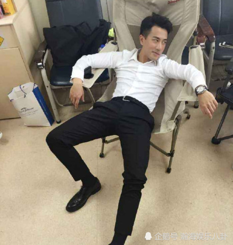 刘恺威终于发文官宣喜讯,网友一时控制不住颤