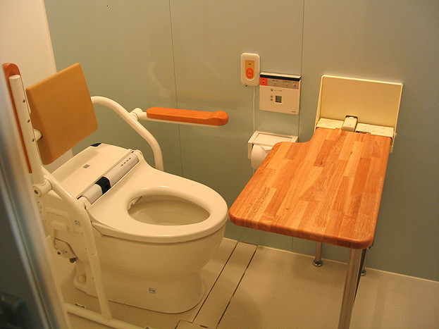 日本和中国的养老院到底有什么不同,答案终于找到了