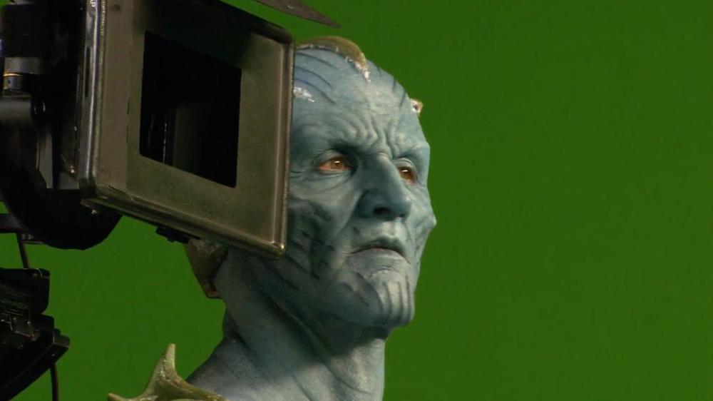 看完《雷神1》中冰霜巨人的幕后,才知道漫威演员有多辛苦!