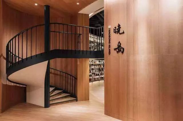 高晓松的晓岛们:当书店成为以书之名的店