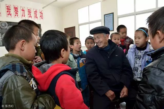 父亲的退休金出来了,每月6100元,属于什么水平