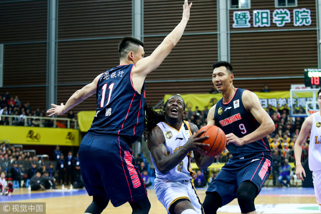 广厦辽宁输球夜再遭打击 福特森郭艾伦因累计