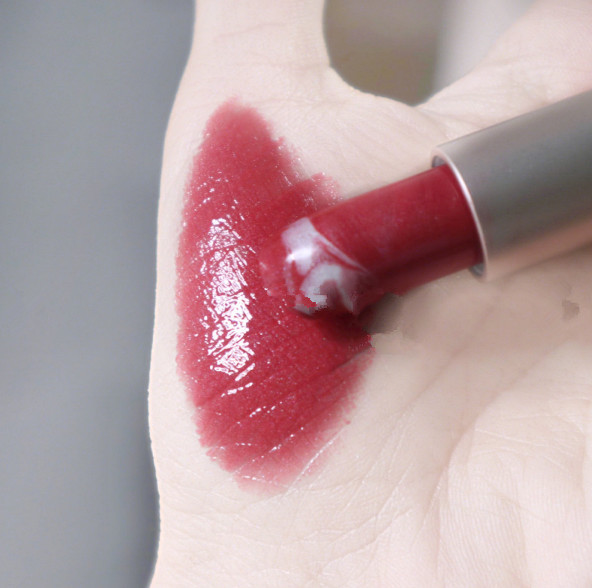 谁说大牌才好看?最近火了这款平价"药丸口红",出门就被问色号