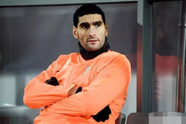 费莱尼赛后拒绝韩国媒体采访,韩媒回击:对自己表现失望!