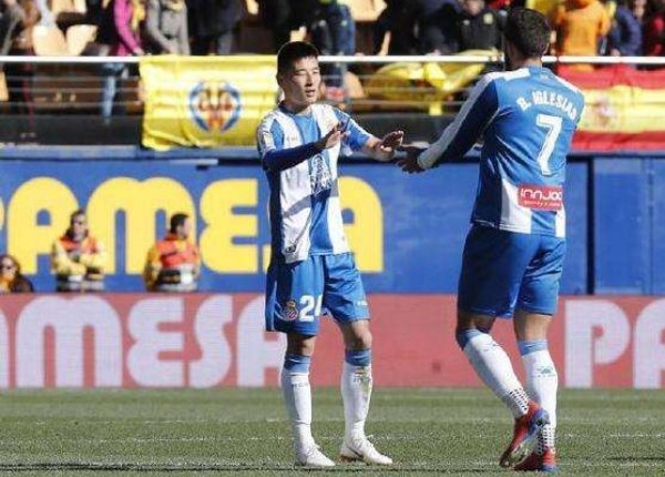 球探- 绰号熊猫的西班牙人中锋 他的存在让武磊