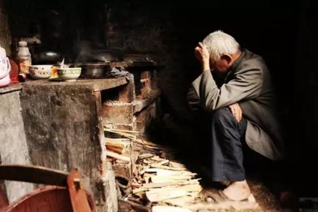 俗语父母在人生尚有来处父母去人生只剩归途一句话泪崩