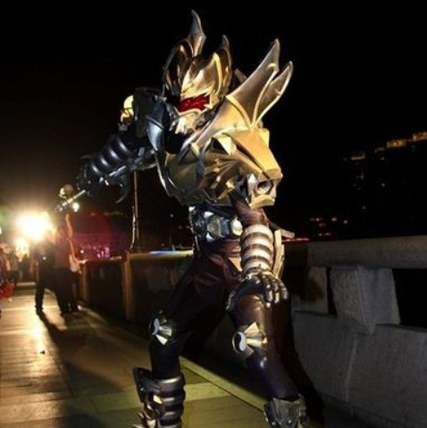《铠甲勇士》帝皇侠最酷的4种形态,前三个一般般,最后一个帅炸