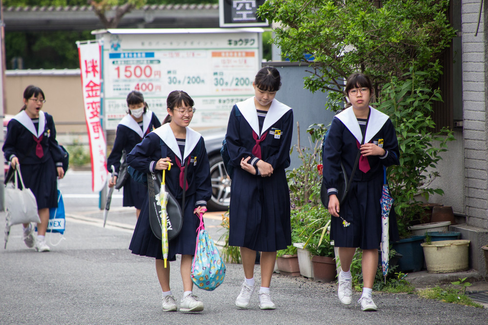 亞洲最好看的校服:日本校服也曾又醜又呆板,如今為何吸引人?