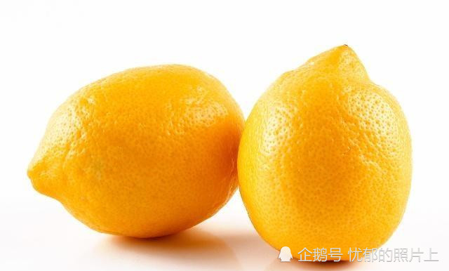 而莱姆是柑橘属下的品种,外观和味道都与柠檬相似.
