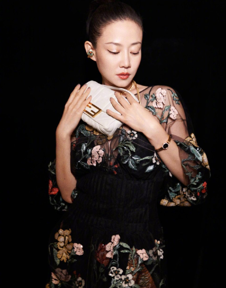 谭卓,穿搭,纱裙,连衣裙