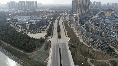 今天上午 从佛子岭西路,解放南路至磨子潭路口段 经过的市民会发现 这