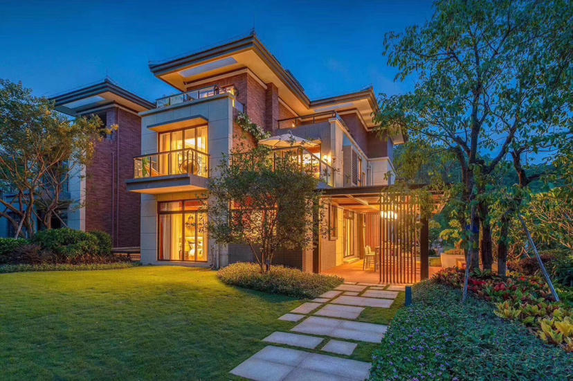 参考下广州自贸区的江景别墅