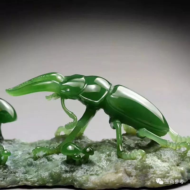 石上生灵——绝美玉雕新作《雕虫小技》