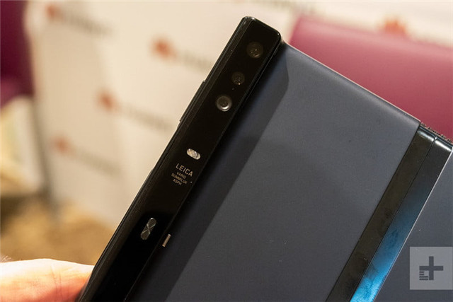 华为Mate X外媒评测汇总 折叠屏惊艳但细节有