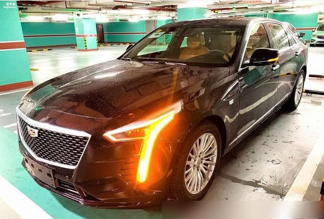 喜提凯迪拉克gt6,5米2长的车,车主:让你有奔驰s级的感觉