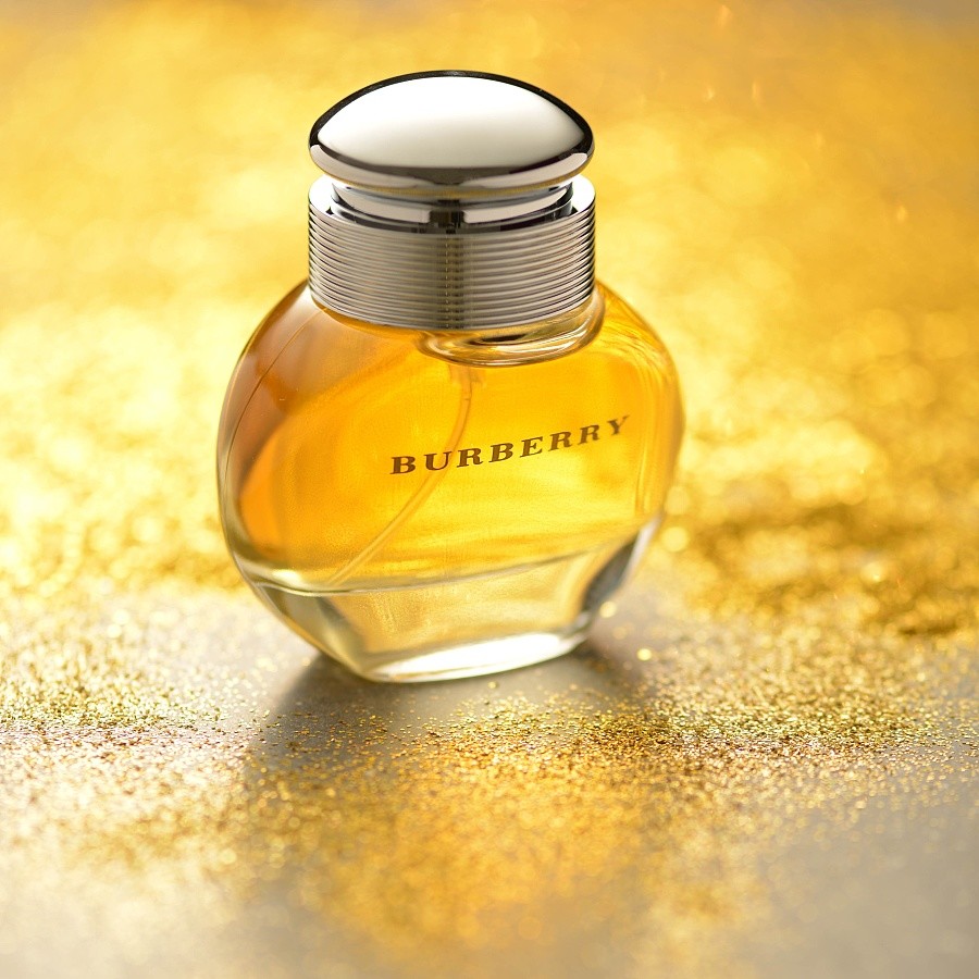 心理学:选一个你最喜欢的香水瓶子,测试你性格不为人知的一面