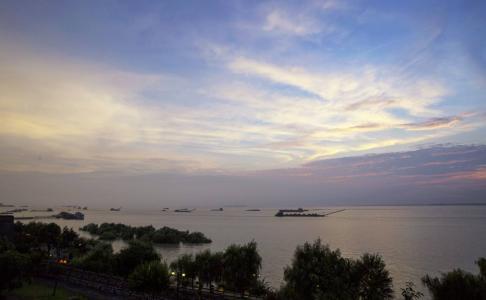 湖南这两名字带阳的城市,竞争激烈,一个前进