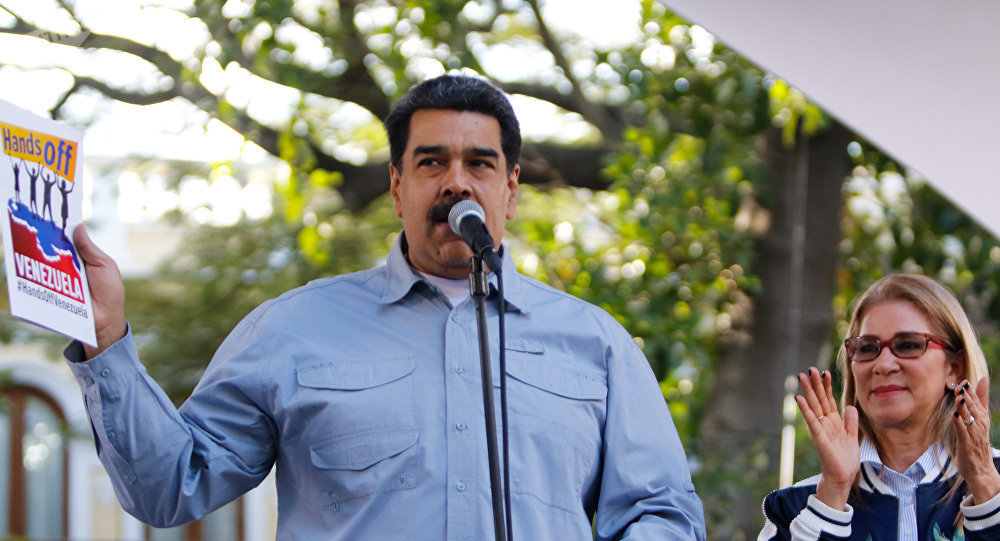 委内瑞拉首都断电扩大至外国使馆区,打电话上