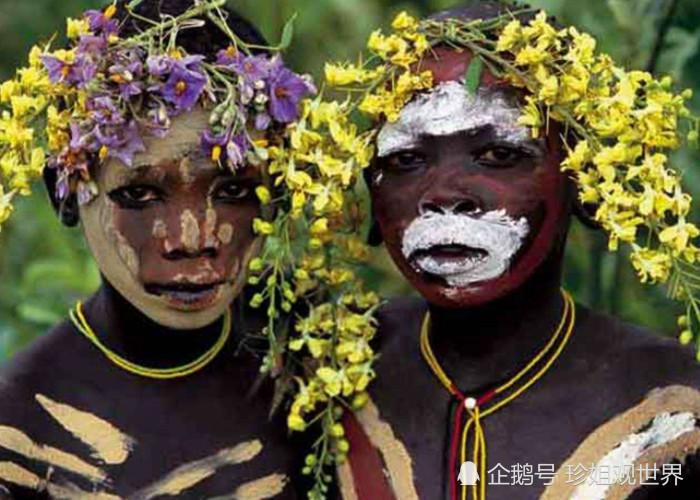 马来西亚"懒族",将懒惰发挥的淋漓尽致,靠政府救济维持生活!