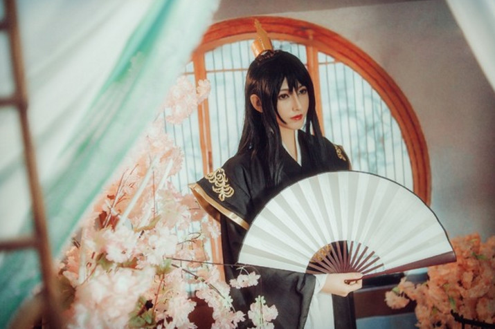 《魔道祖师》cos:当聂怀桑被神还原,道友:想当聂导的夫人!